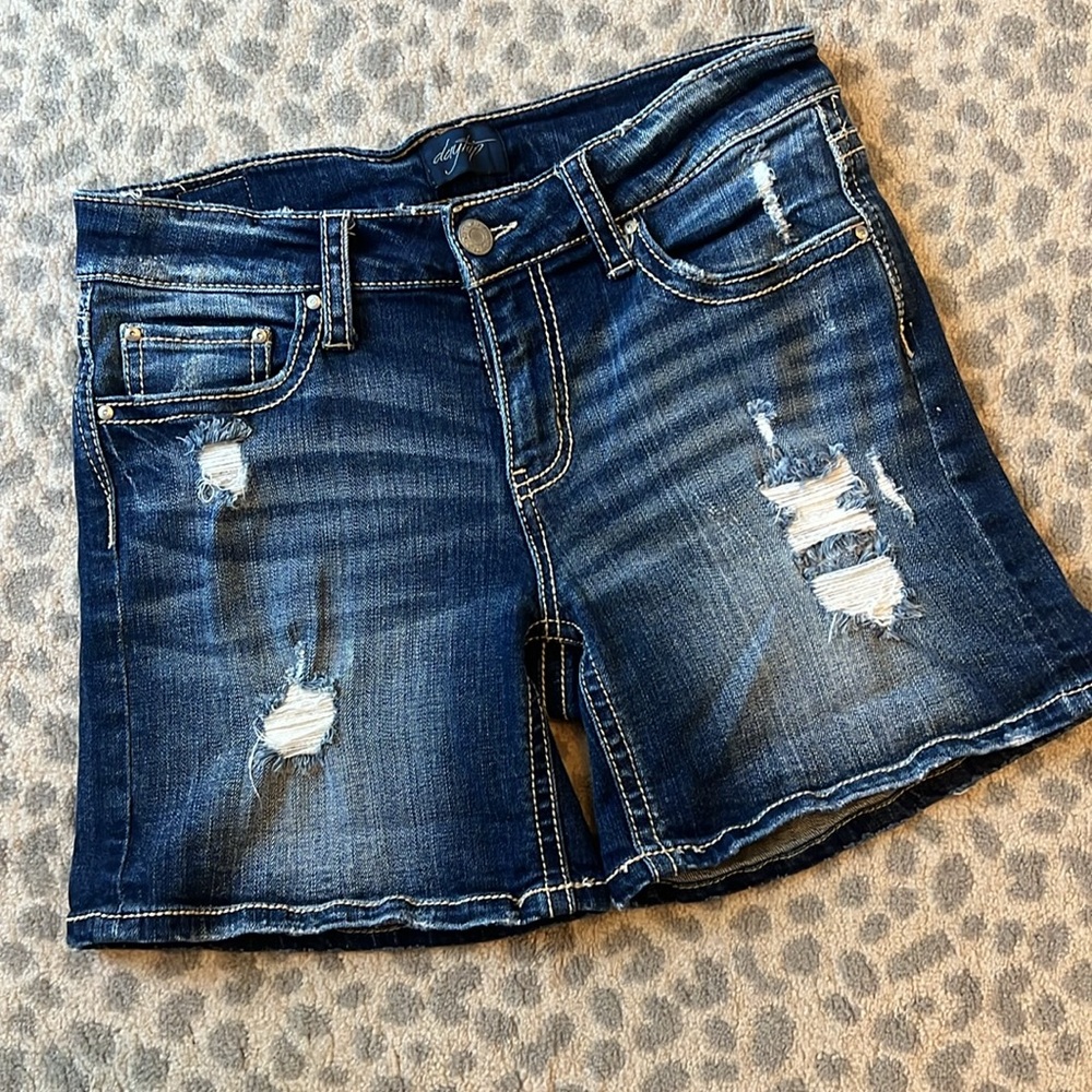 EUC Buckle Daytrip Virgo denim shorts